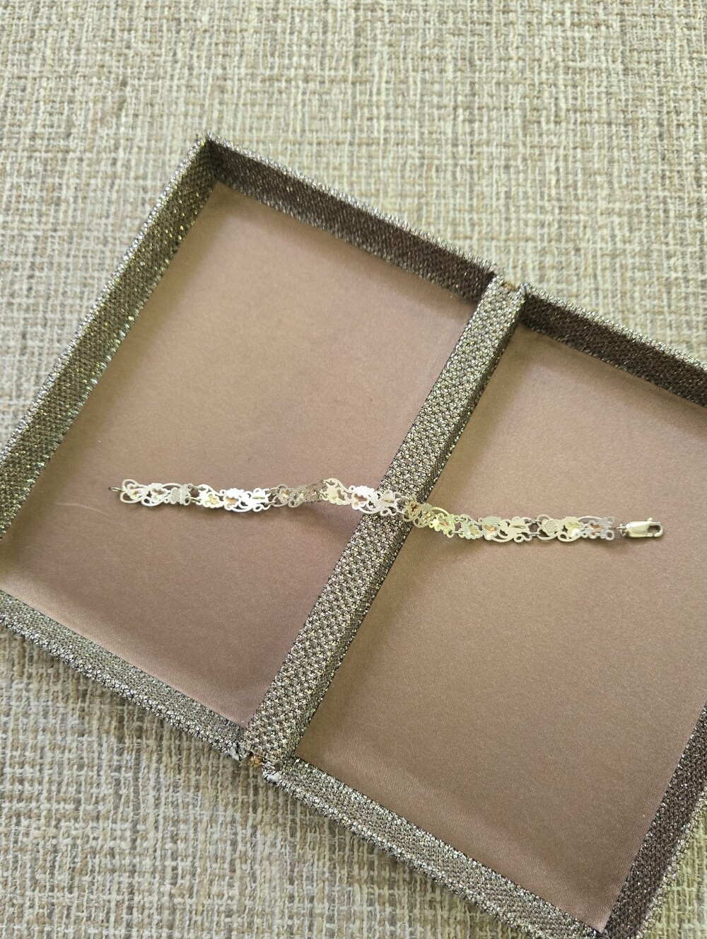 Black Hills Gold 12k Sterling Tri-Color Bracelet - Picture 6 of 10